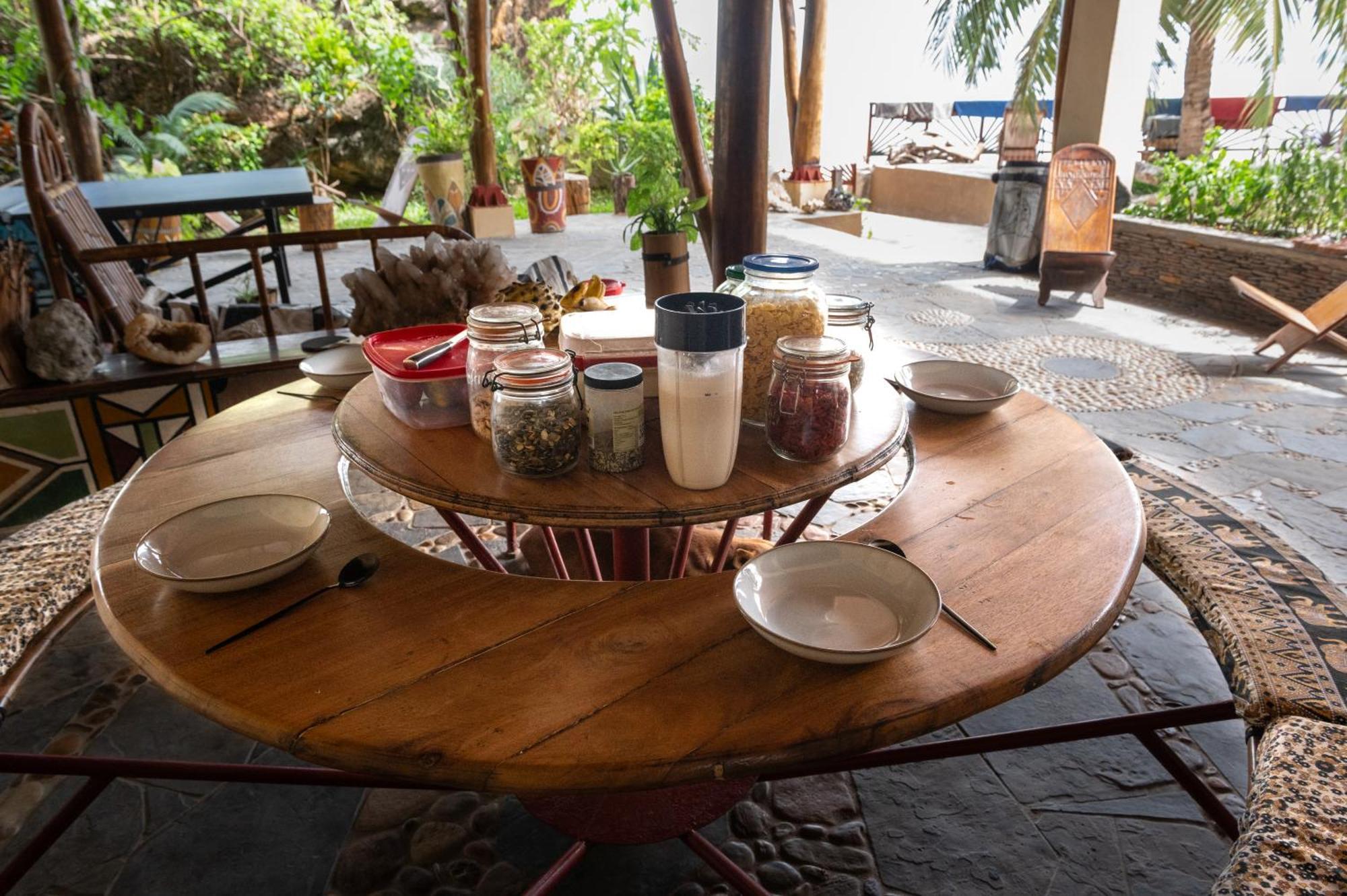 Shambala Madagascar: Beachfront Lodge And Adventures Ambolobozo Eksteriør bilde