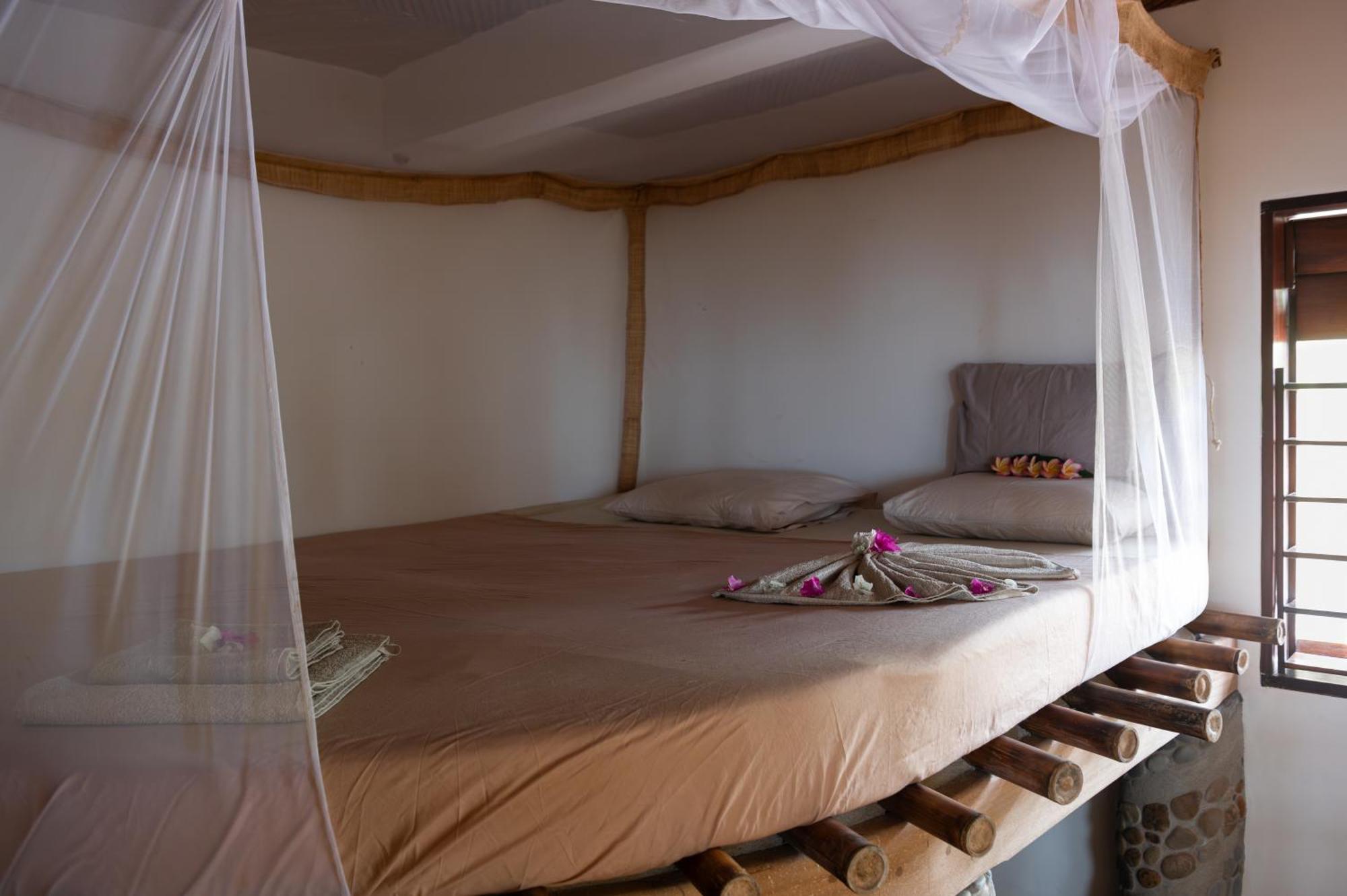 Shambala Madagascar: Beachfront Lodge And Adventures Ambolobozo Eksteriør bilde