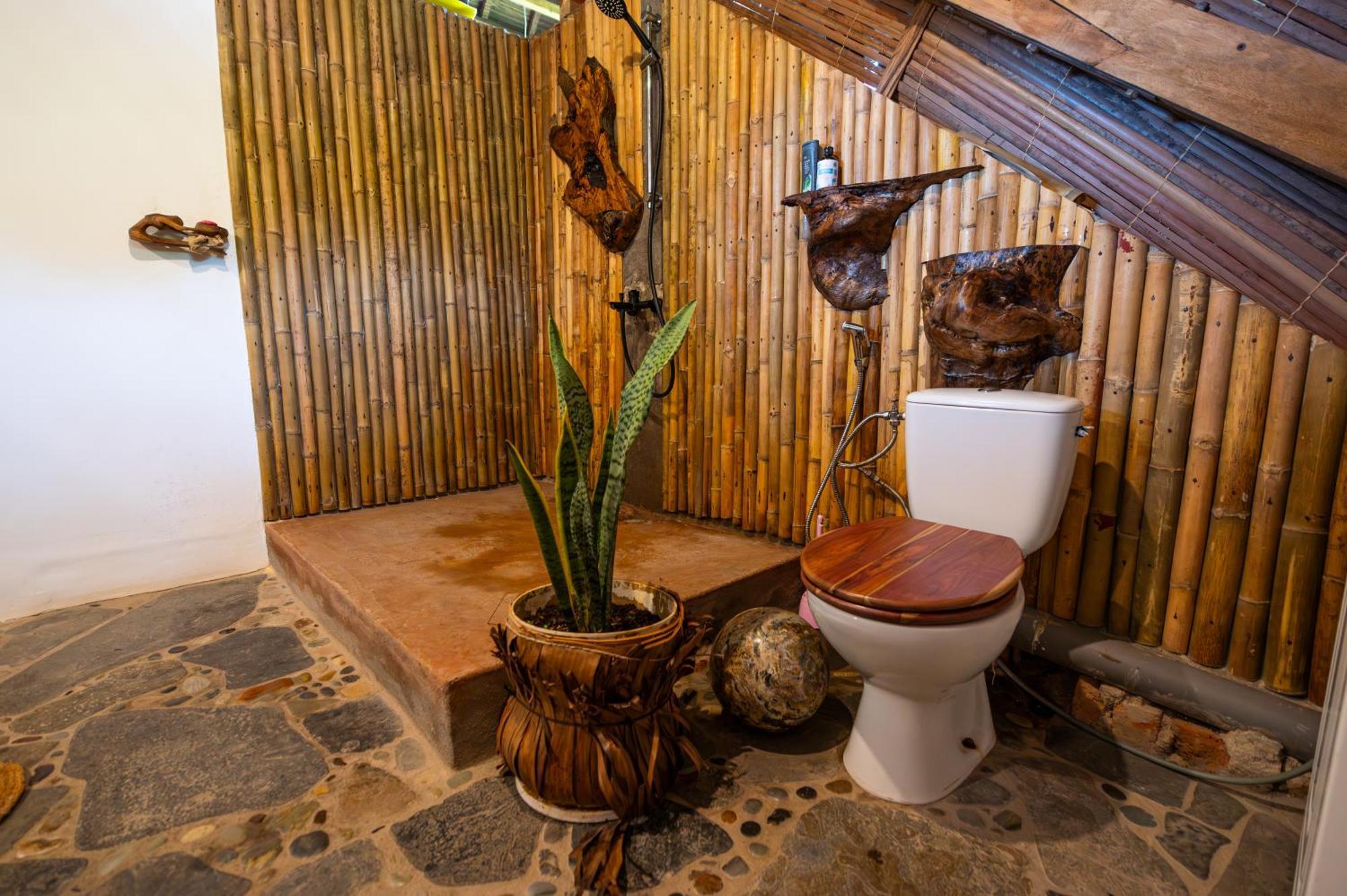 Shambala Madagascar: Beachfront Lodge And Adventures Ambolobozo Eksteriør bilde